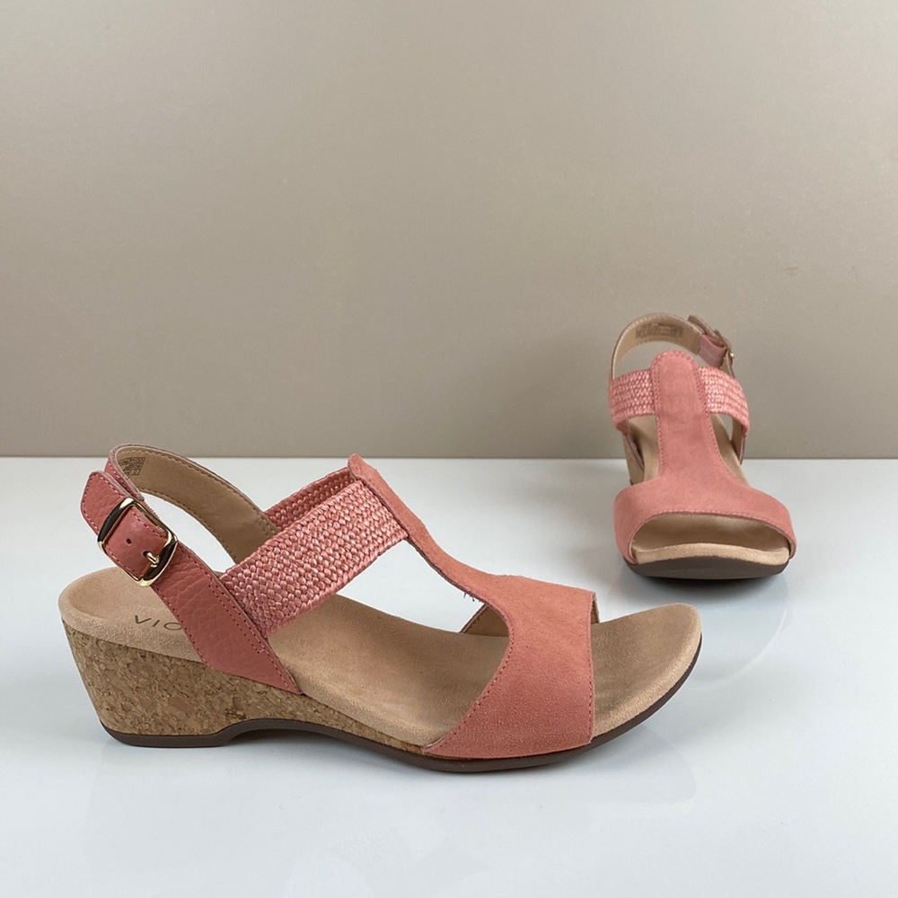 Vionic Kaytie Terra Cotta Wedge Sandals Size 10
